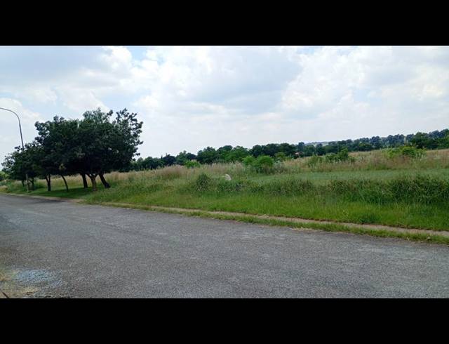 LAND FOR SALE IN CARLETONVILLE